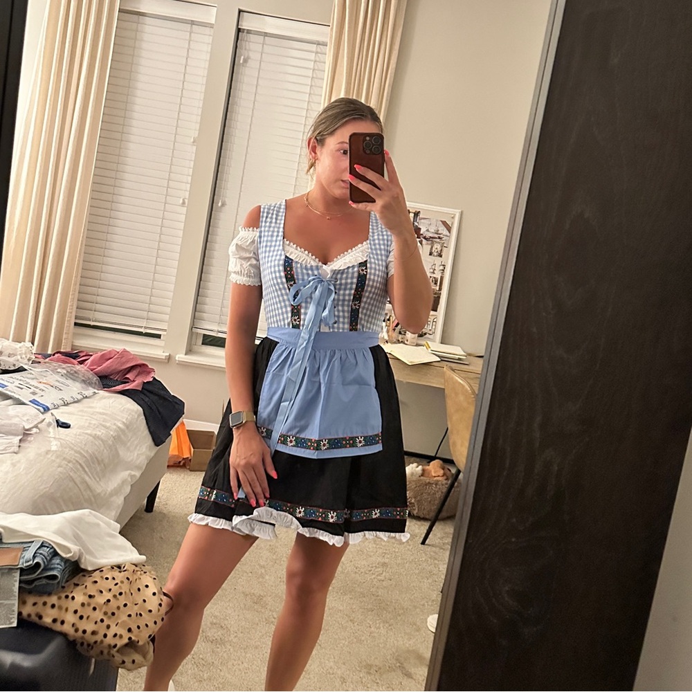 Black and blue dirndl